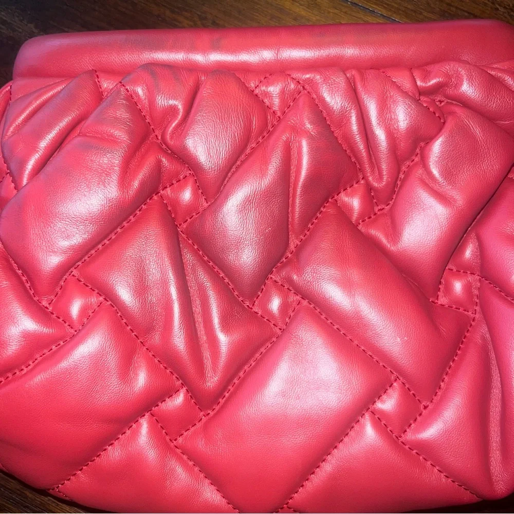 Kurt Geiger Kensington Red Quilted Crossbody Bag - Picture 4 of 7